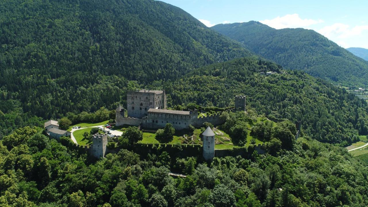 Отель Castel Pergine Перджине-Вальсугана Экстерьер фото