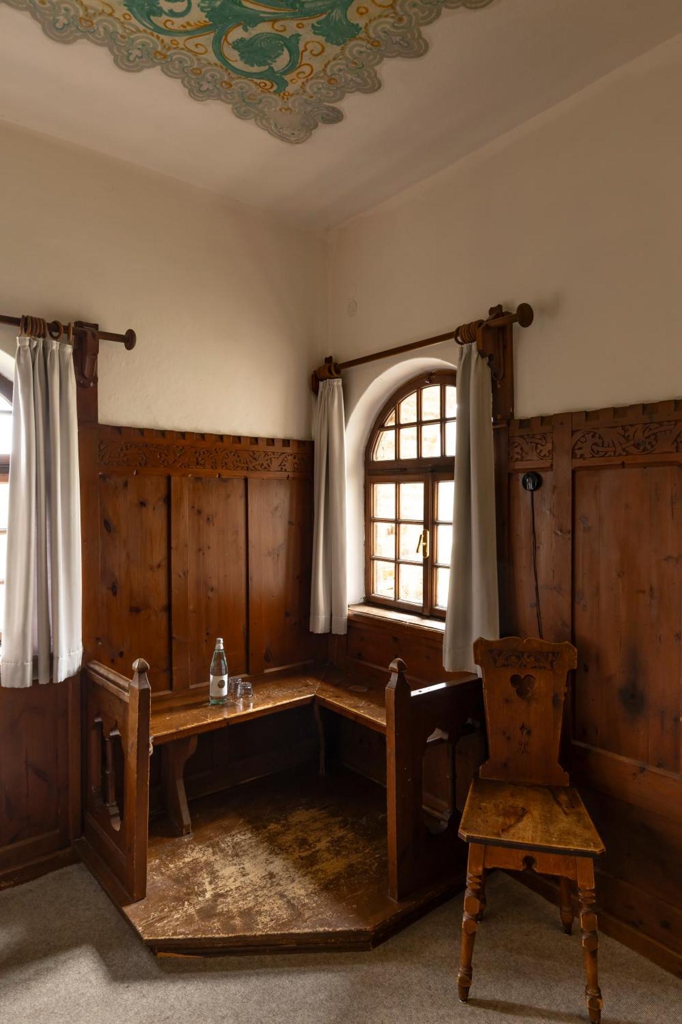 Отель Castel Pergine Перджине-Вальсугана Экстерьер фото